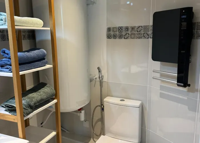 Des Lucioles Apartment *